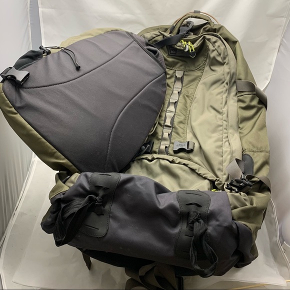 REI recreational backpack - Picture 5 of 11